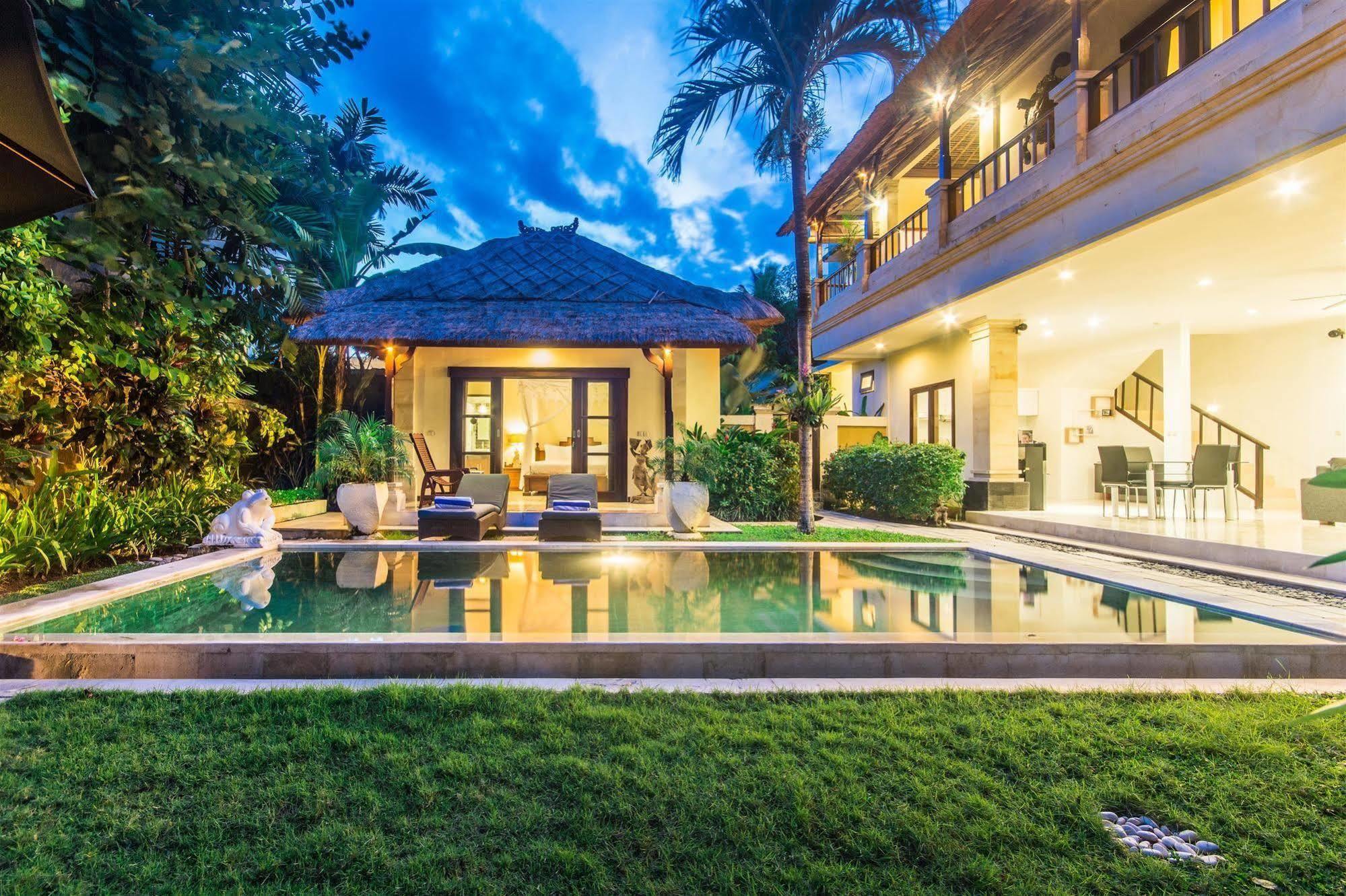 Villa Krisna Seminyak  Exterior photo