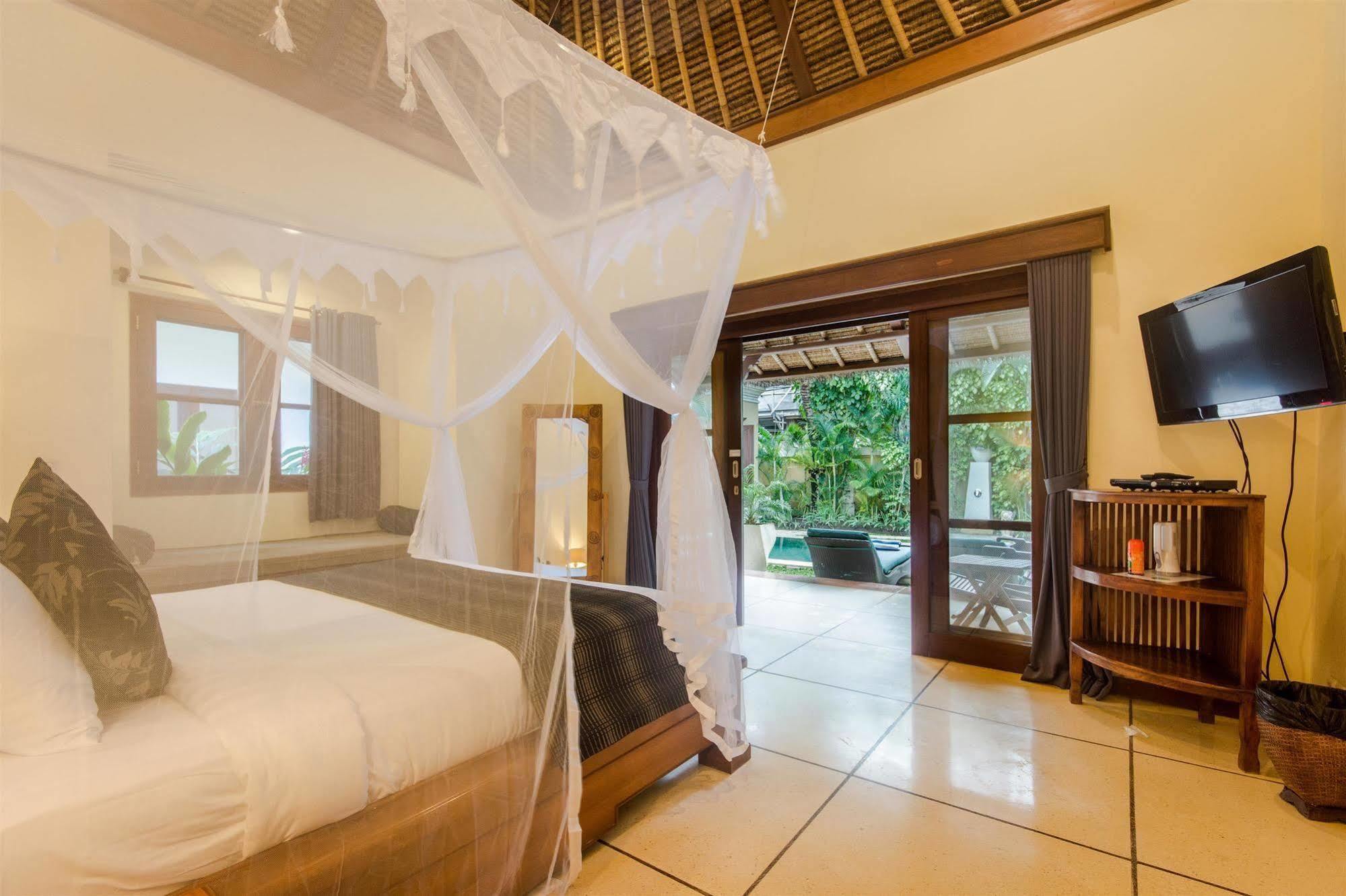 Villa Krisna Seminyak  Exterior photo